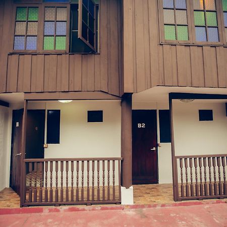 Agga Cnx Hostel Chiang Mai Eksteriør bilde