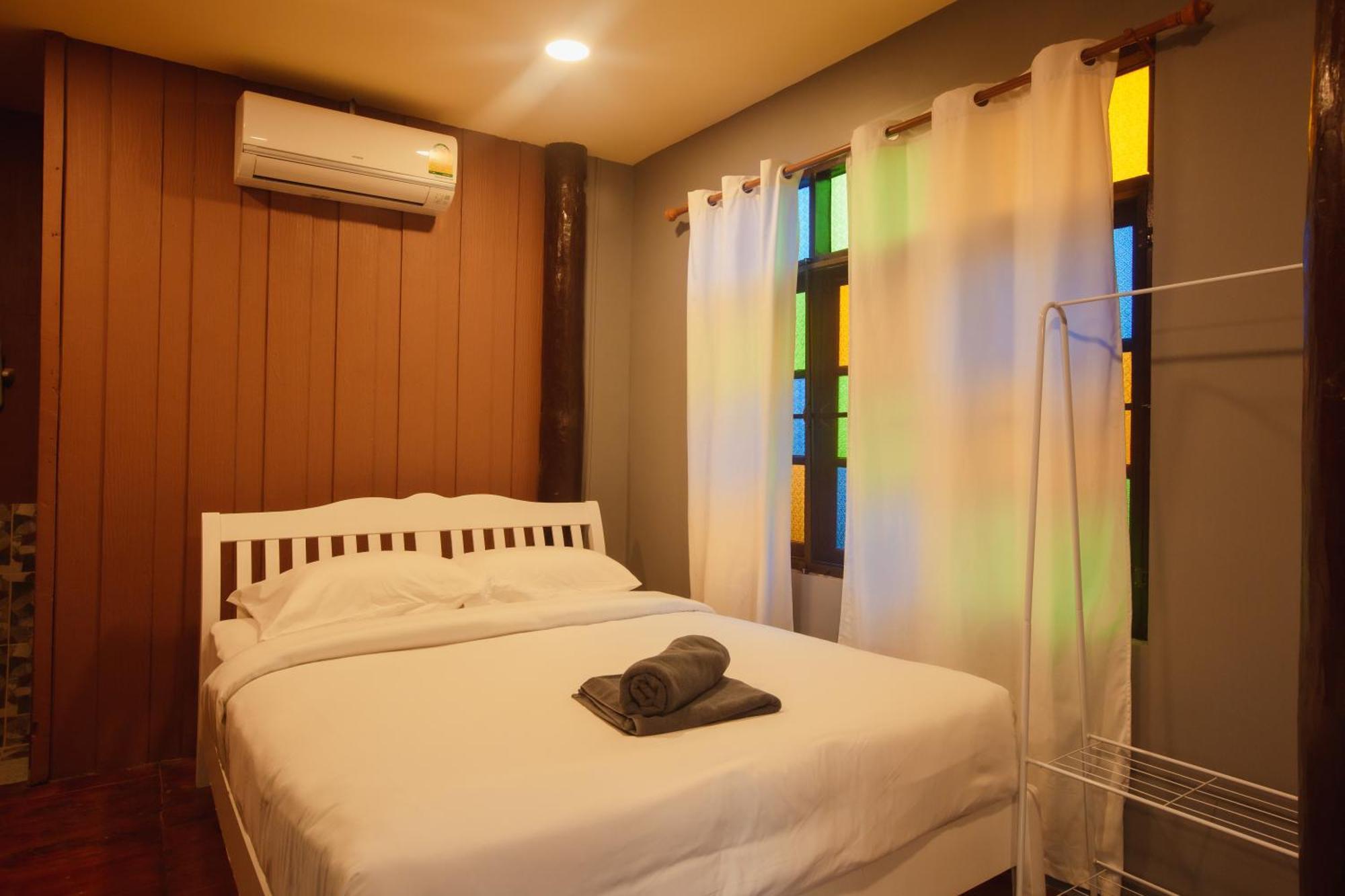 Agga Cnx Hostel Chiang Mai Eksteriør bilde