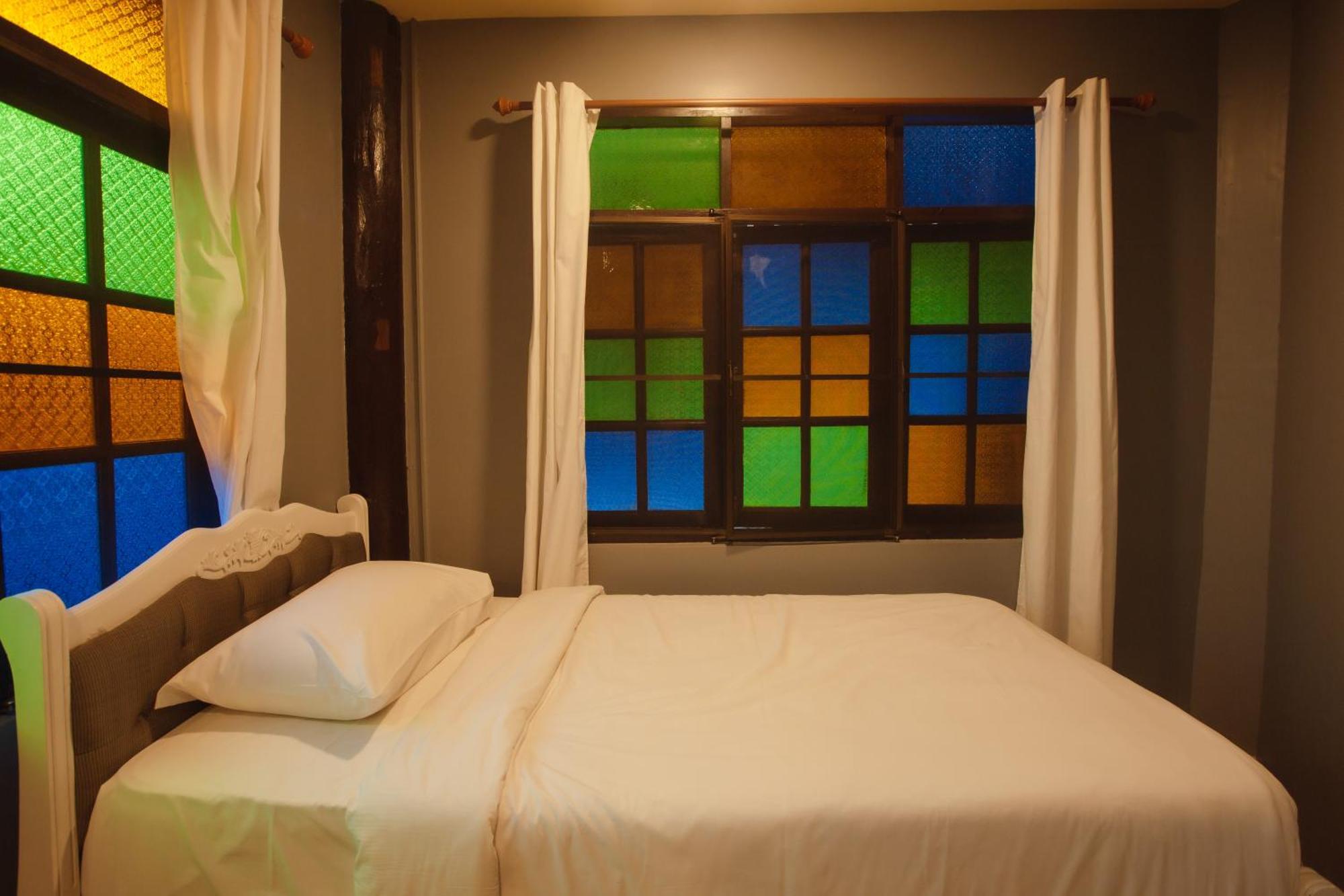 Agga Cnx Hostel Chiang Mai Eksteriør bilde