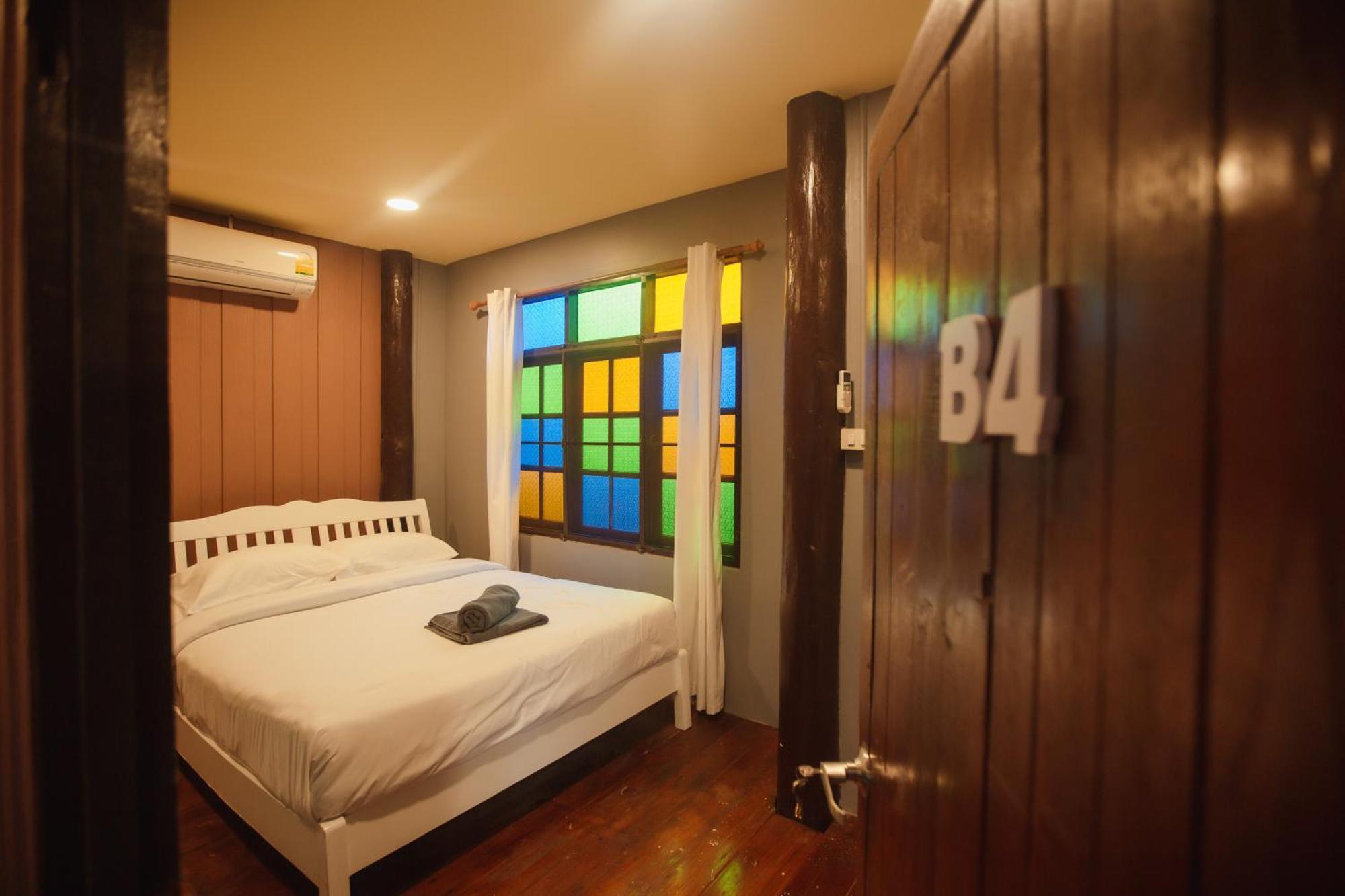 Agga Cnx Hostel Chiang Mai Eksteriør bilde