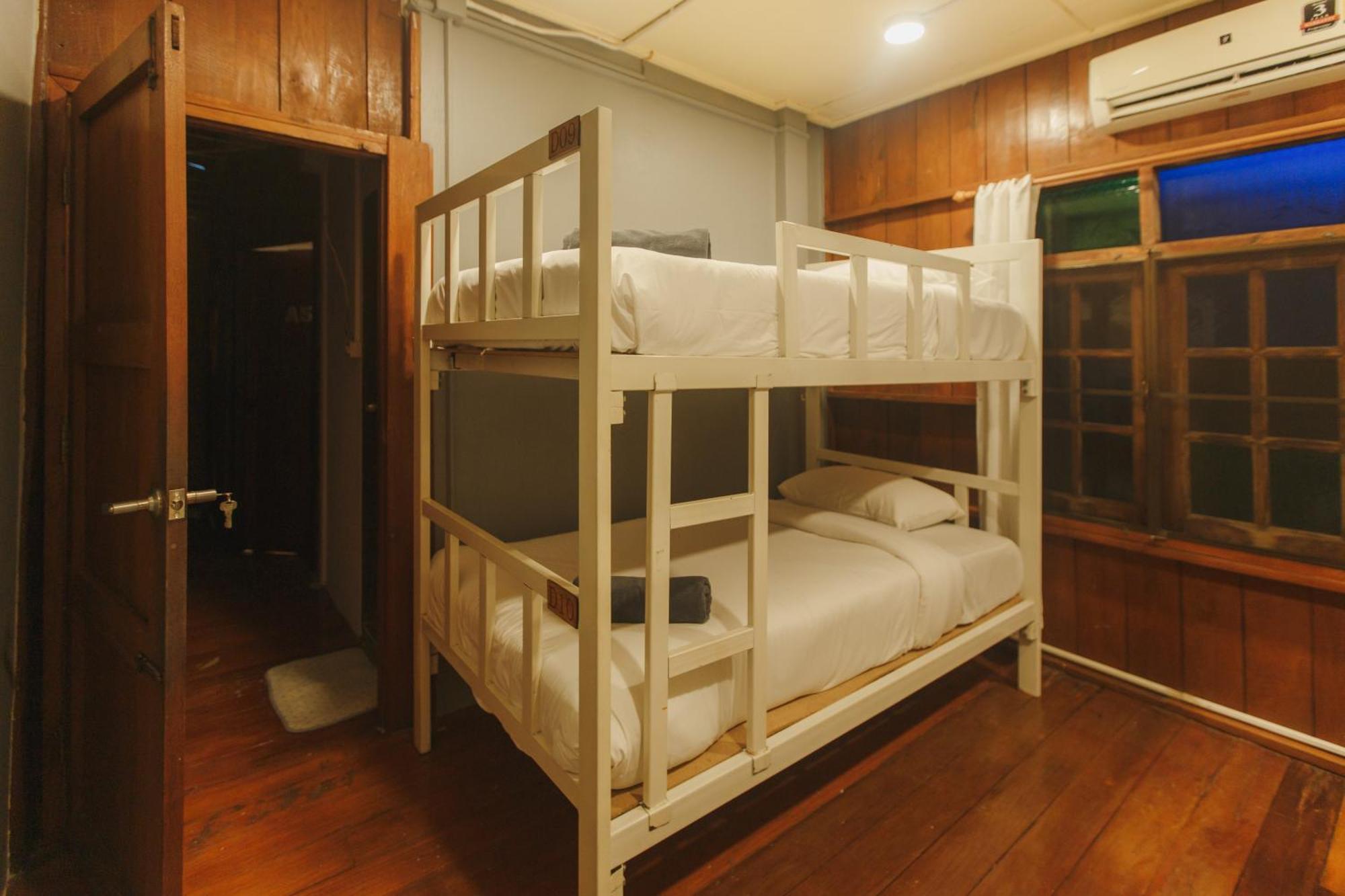 Agga Cnx Hostel Chiang Mai Eksteriør bilde