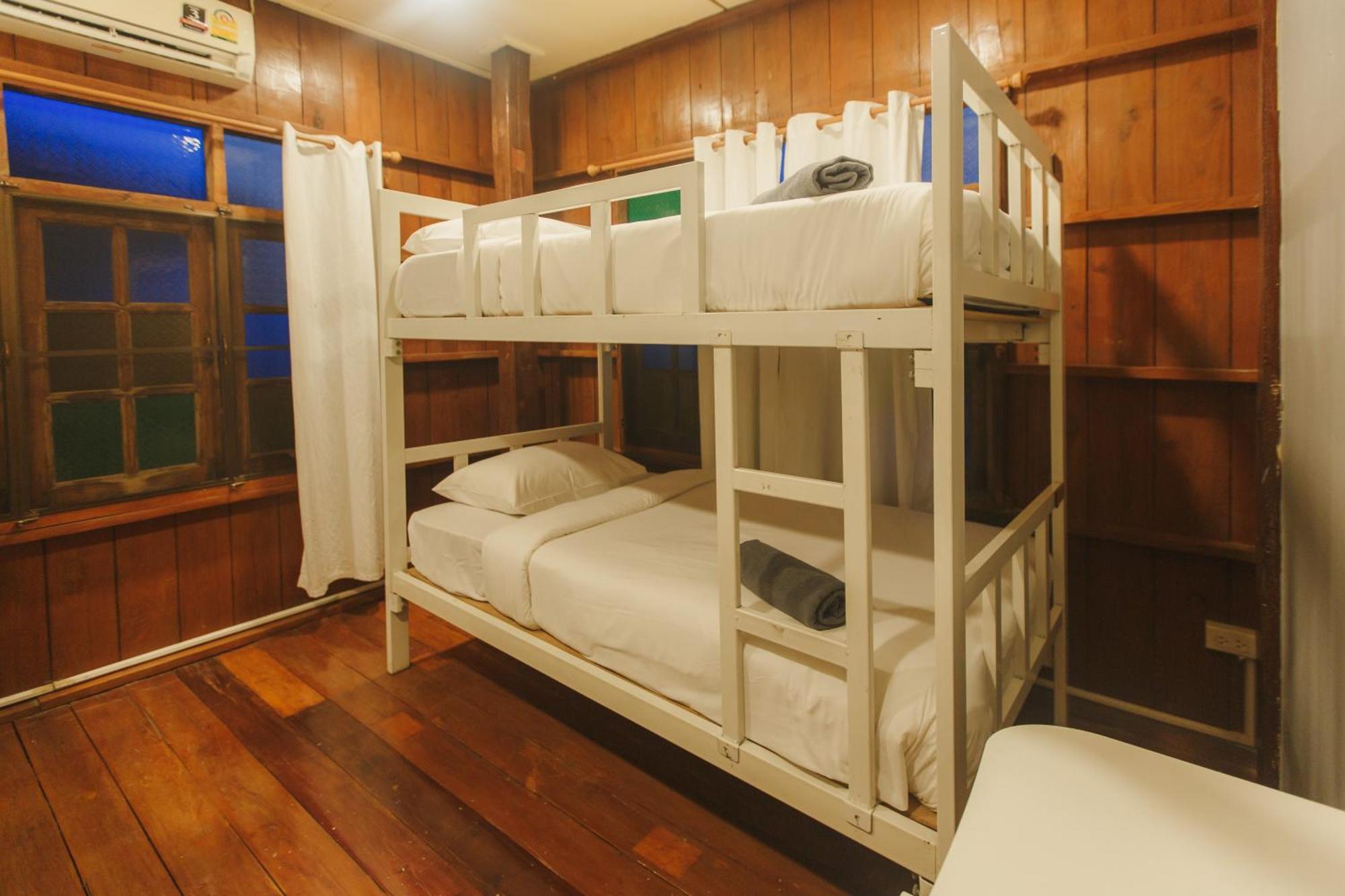 Agga Cnx Hostel Chiang Mai Eksteriør bilde