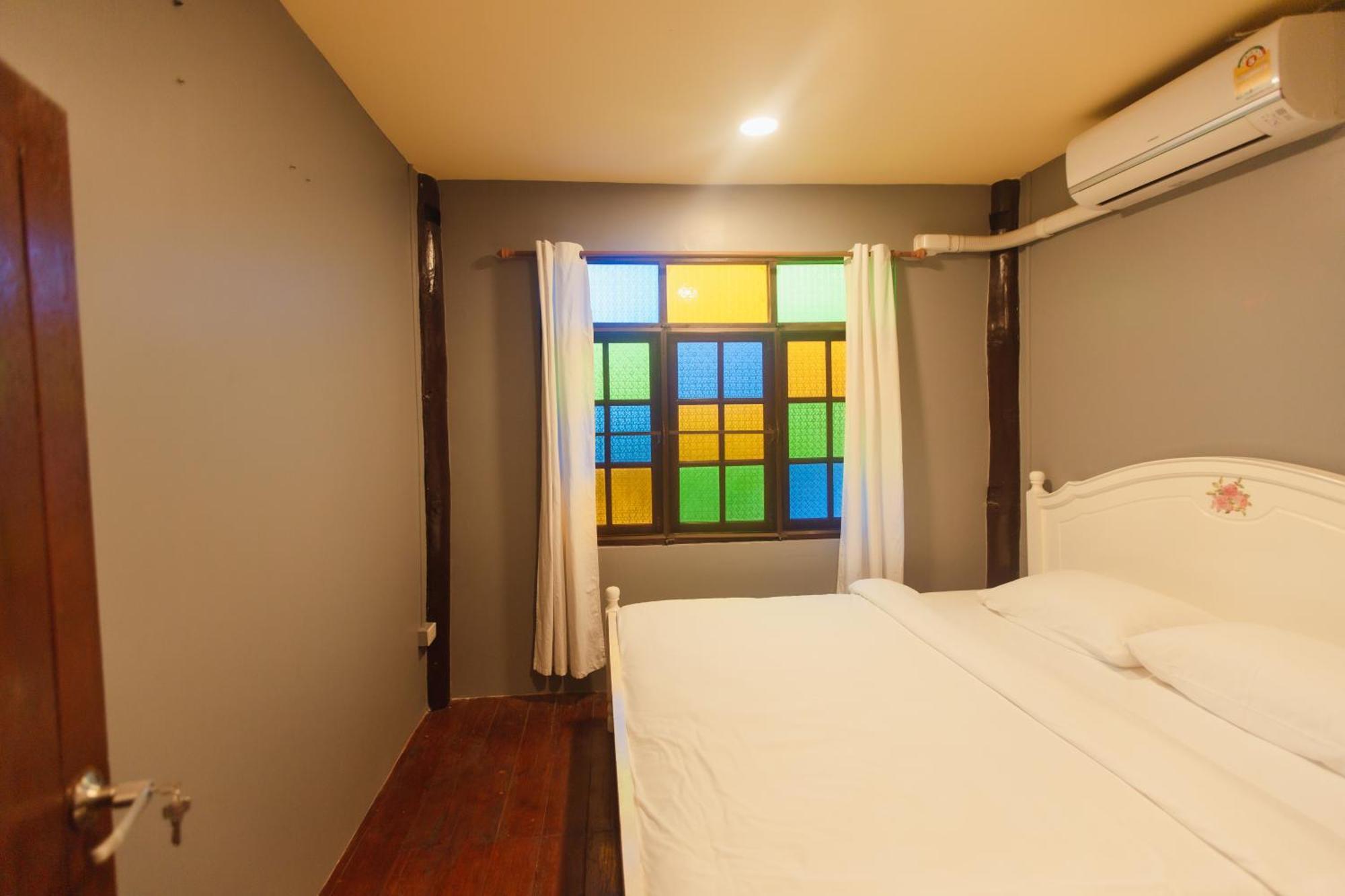 Agga Cnx Hostel Chiang Mai Eksteriør bilde