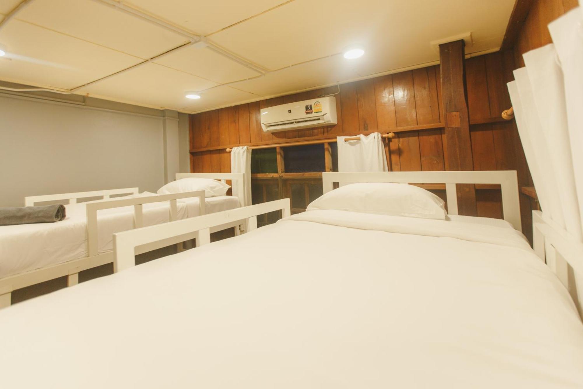 Agga Cnx Hostel Chiang Mai Eksteriør bilde