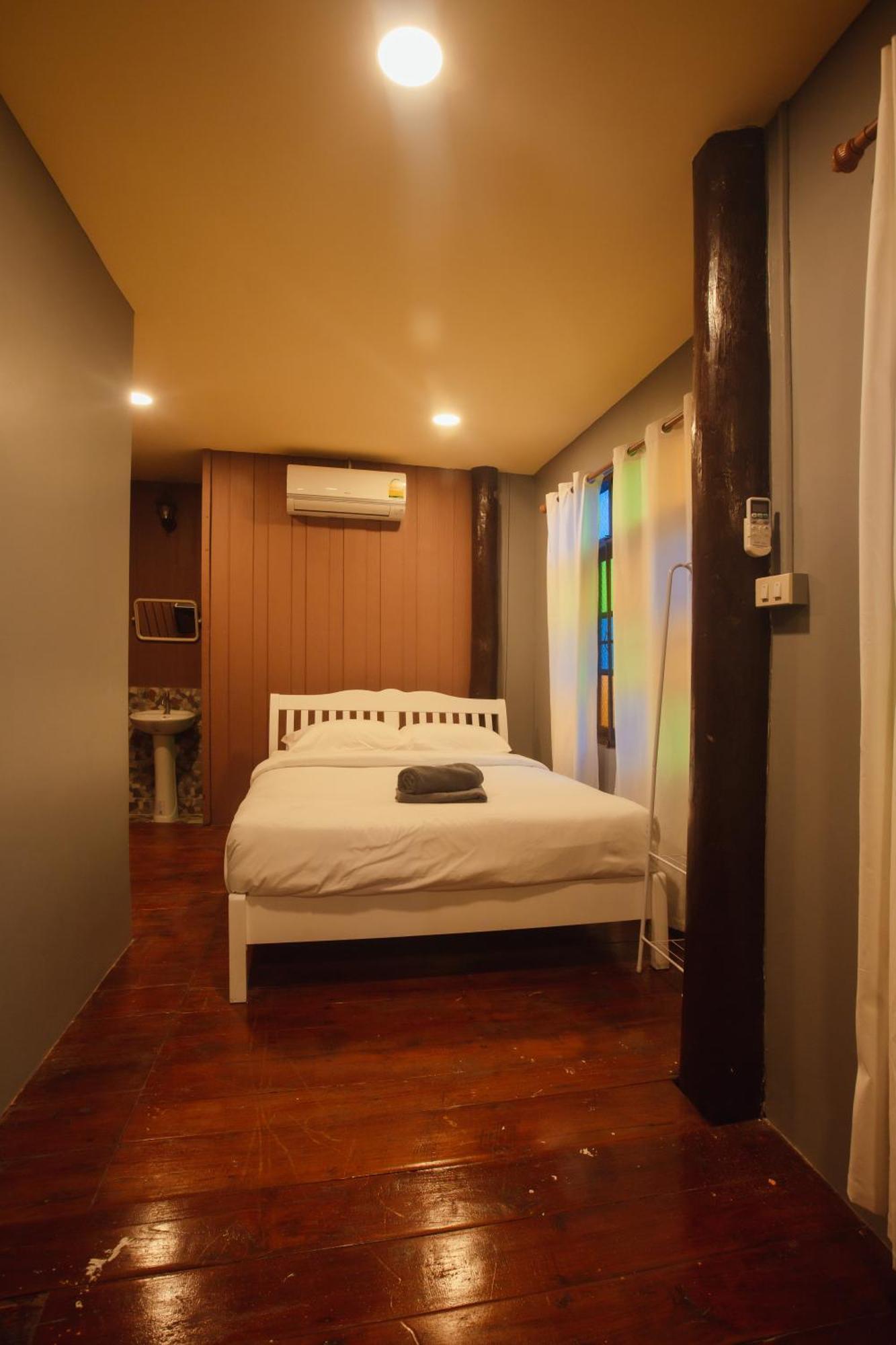 Agga Cnx Hostel Chiang Mai Eksteriør bilde
