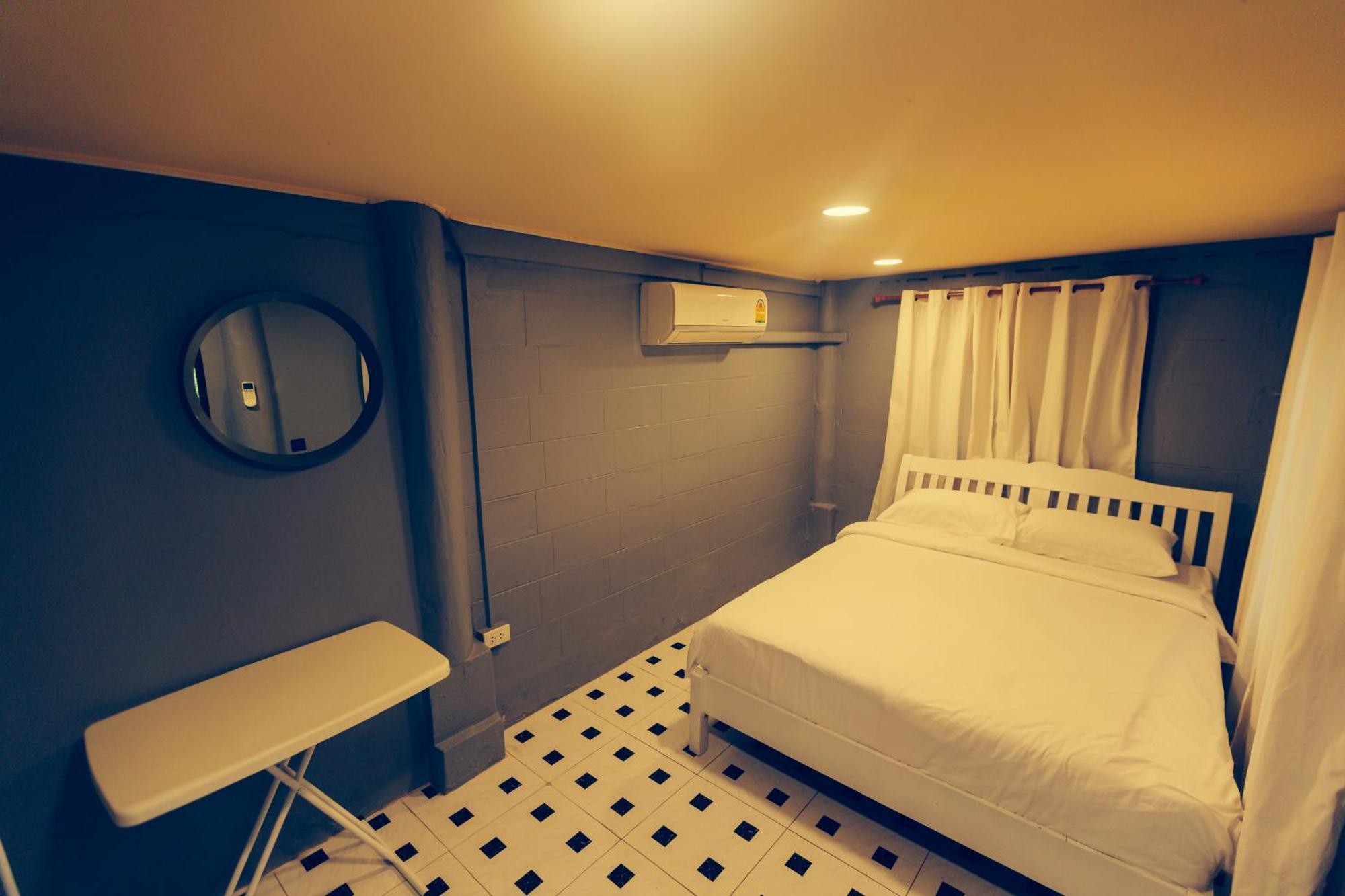 Agga Cnx Hostel Chiang Mai Eksteriør bilde