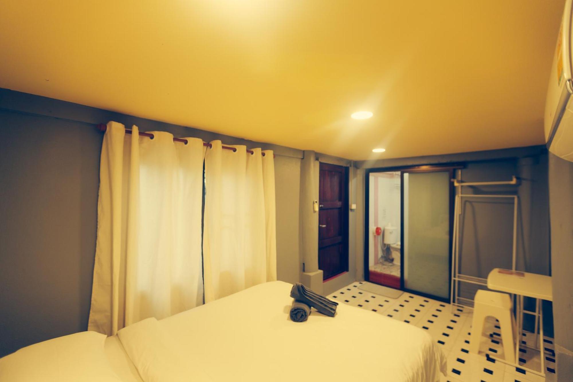 Agga Cnx Hostel Chiang Mai Eksteriør bilde