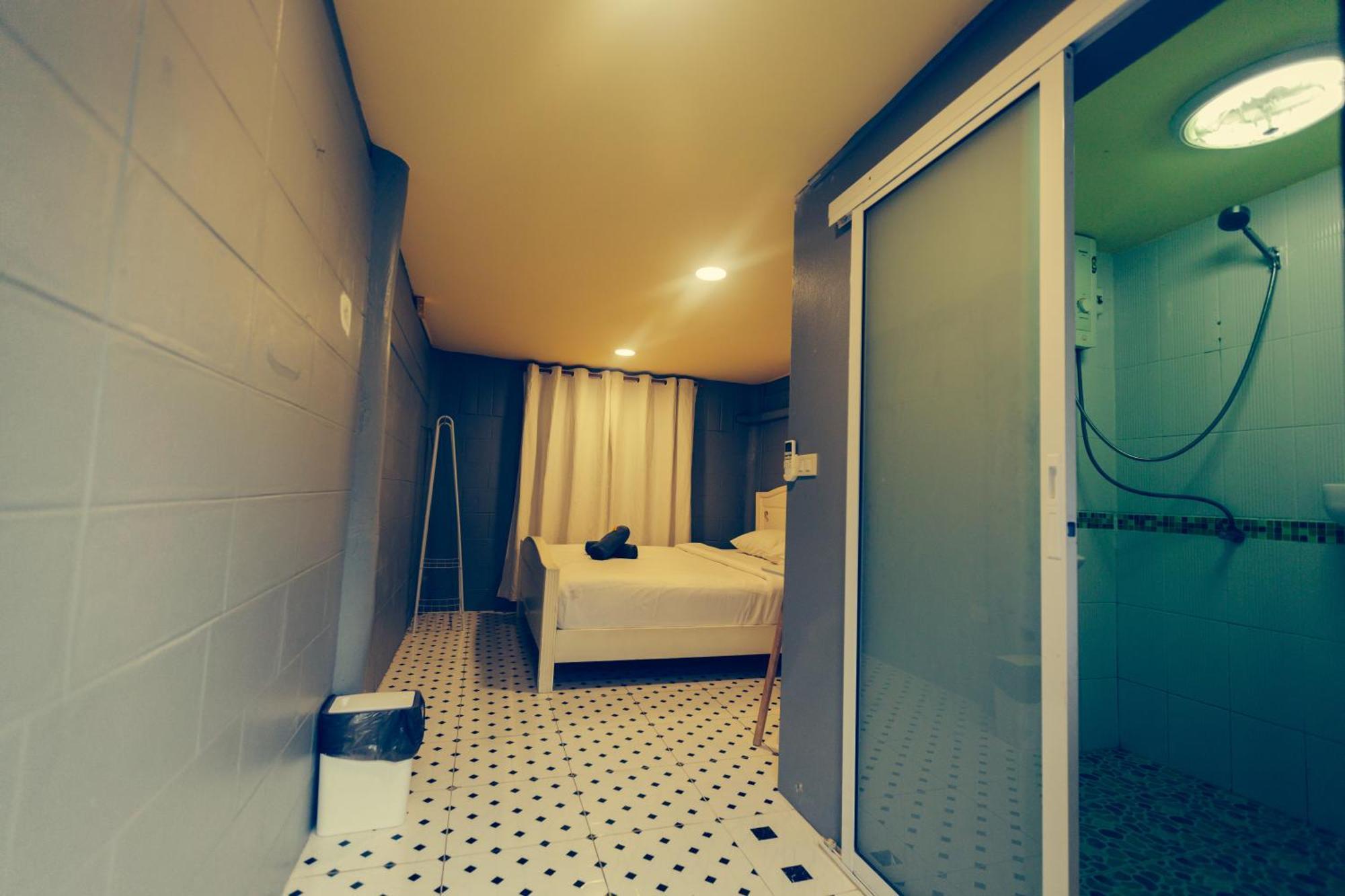 Agga Cnx Hostel Chiang Mai Eksteriør bilde