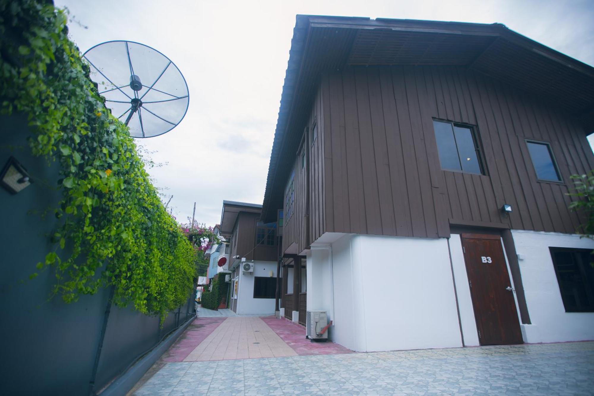 Agga Cnx Hostel Chiang Mai Eksteriør bilde