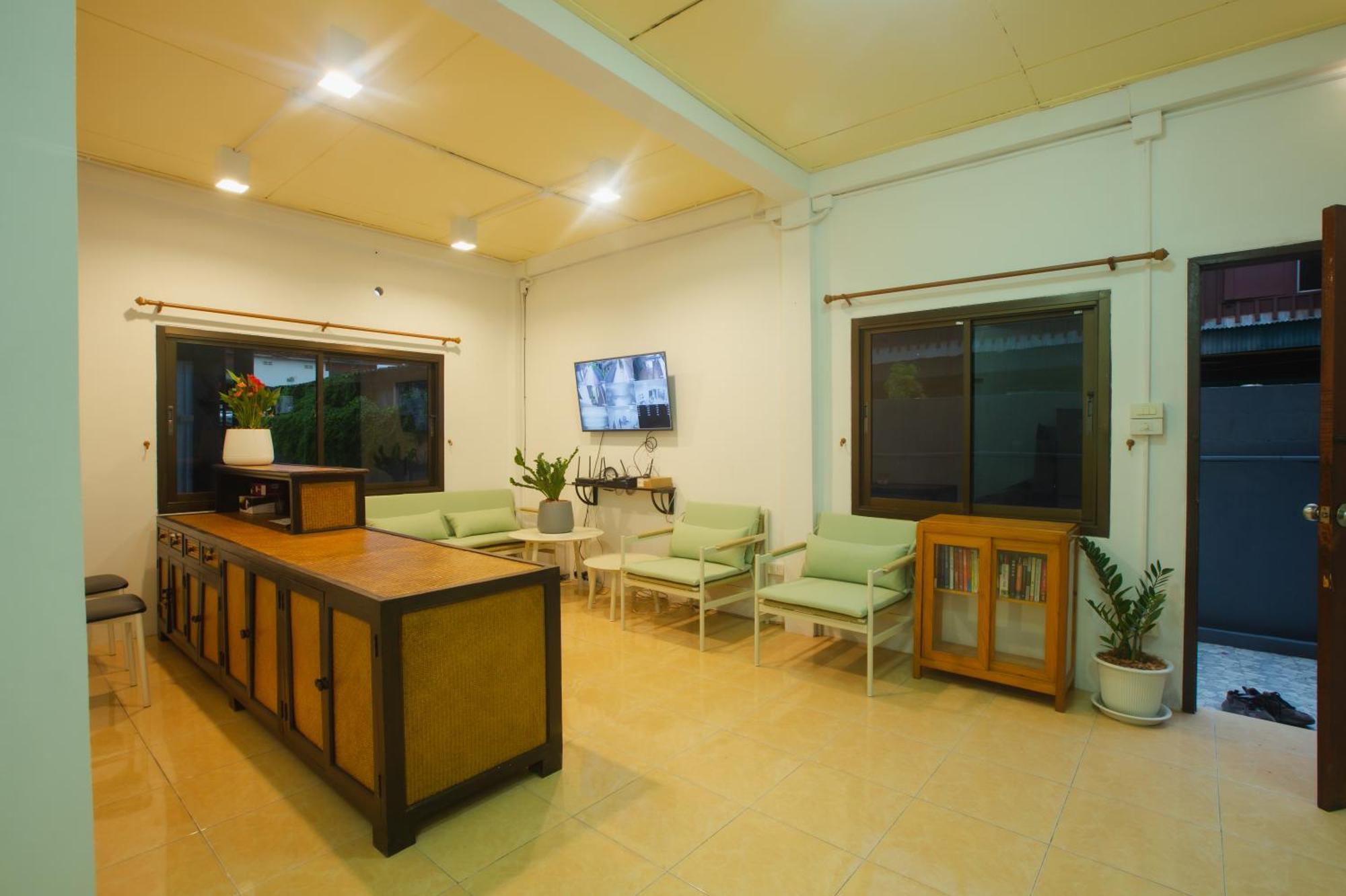 Agga Cnx Hostel Chiang Mai Eksteriør bilde