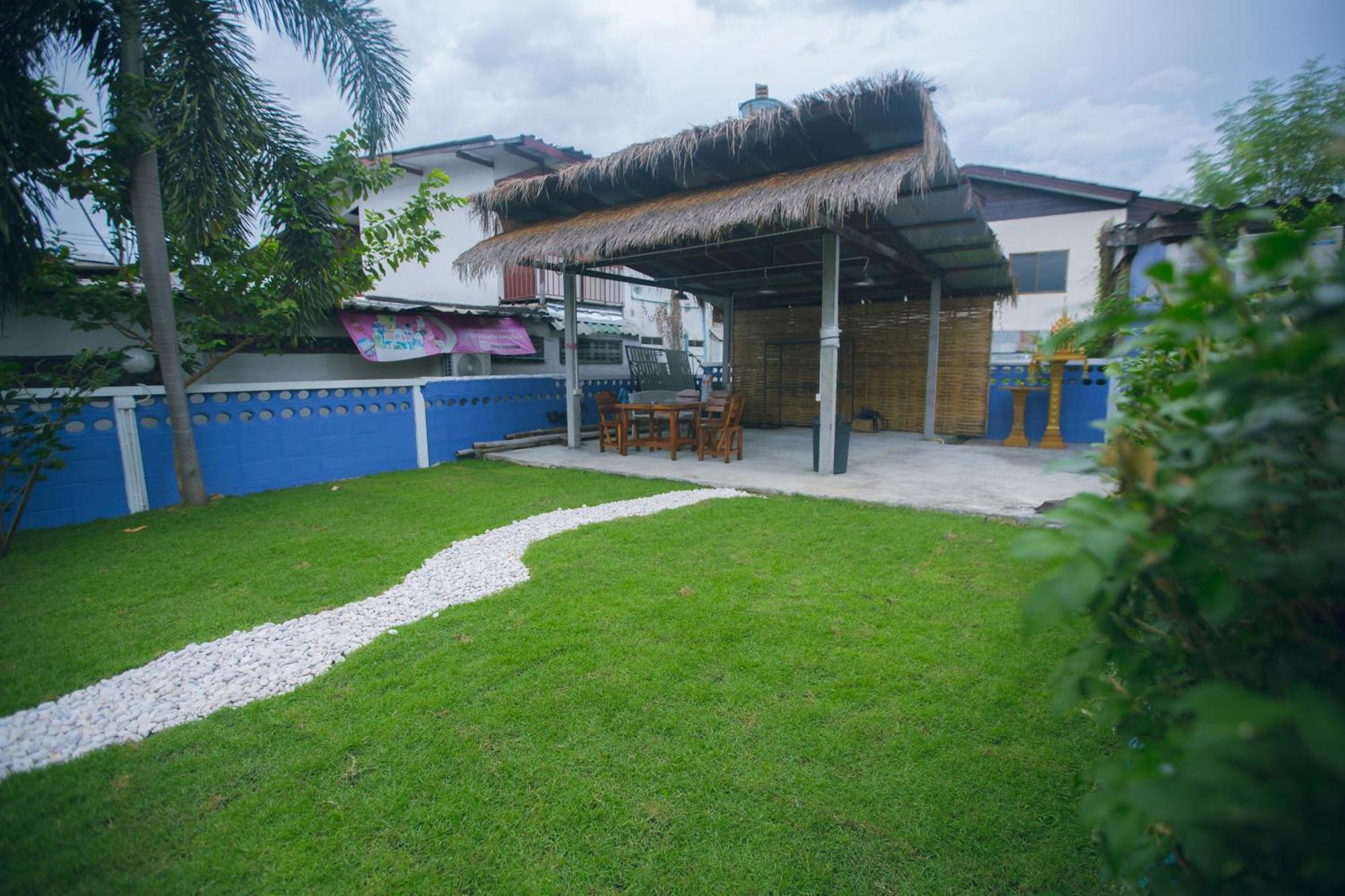 Agga Cnx Hostel Chiang Mai Eksteriør bilde